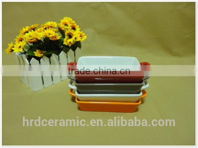 2014 hot sale square shape color ceramic bakeware