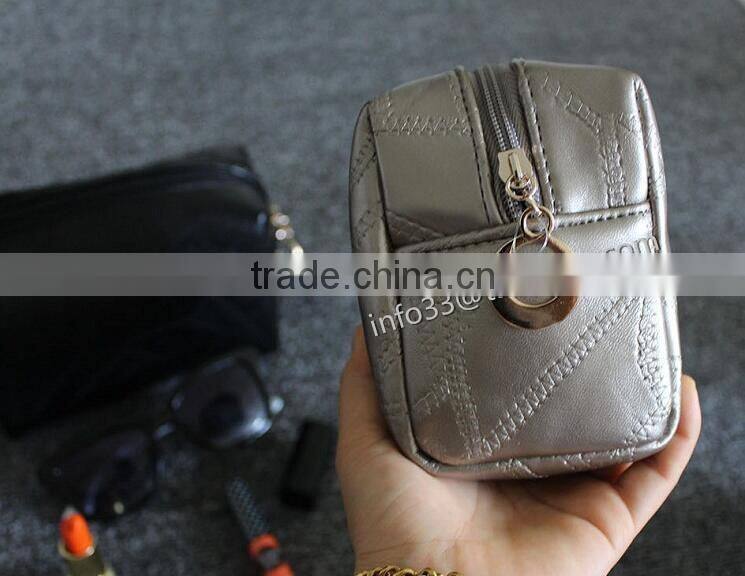 Fshion !!!Shenzhen factory custom Women's cosmetic bag Embroidery pattern bulk cosmetic bags