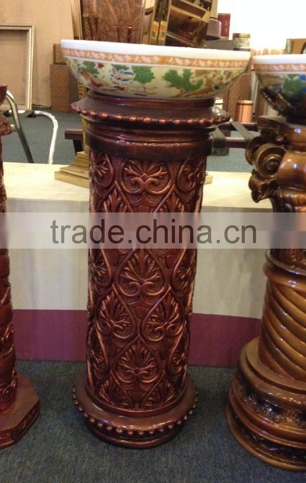 Decorative resin pillar outdoor ashtray stand