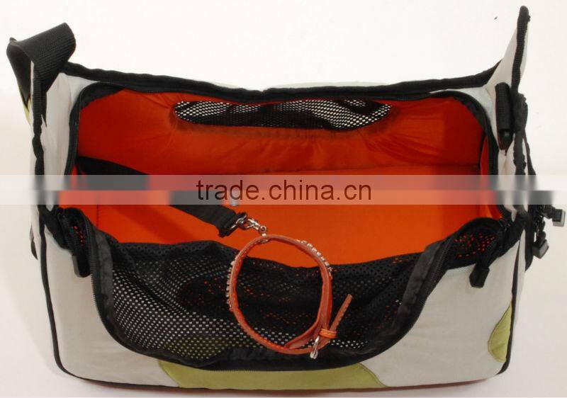 High quality polyester Dog Pet Carrier with shoulder