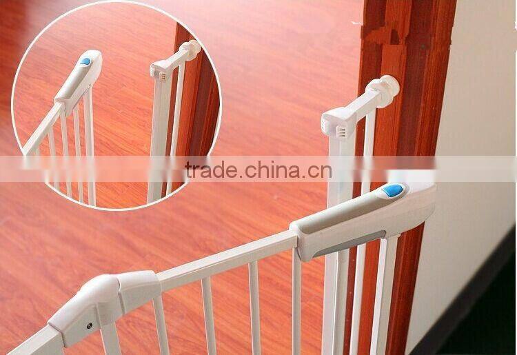 New Children's safety door good quantity Pet safety door stairs fence