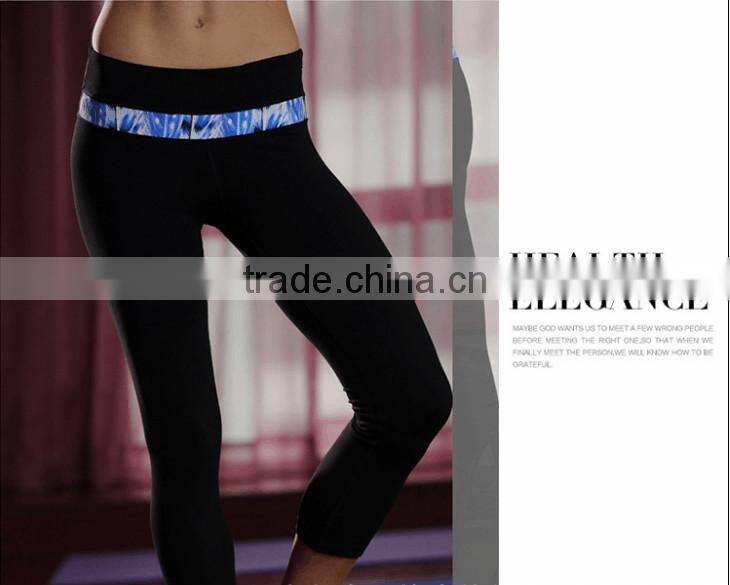 Wholesale women's custom slim fiting yoga wear/sports wear