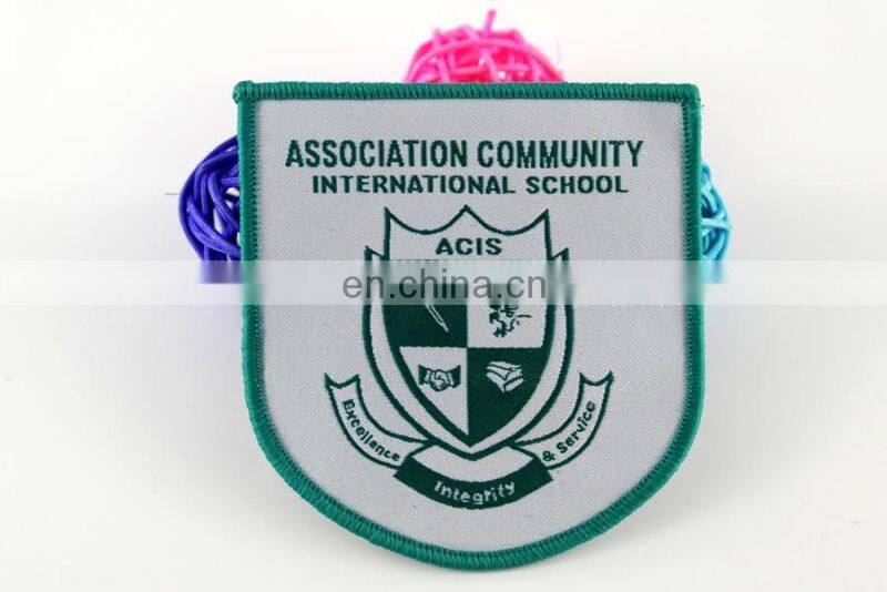 die-cut shape beatiful white background school woven badge customized cheap woven badge for kids personal woven badge for cloth