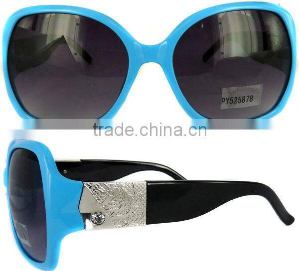 Fashion plastic colored sunglasses