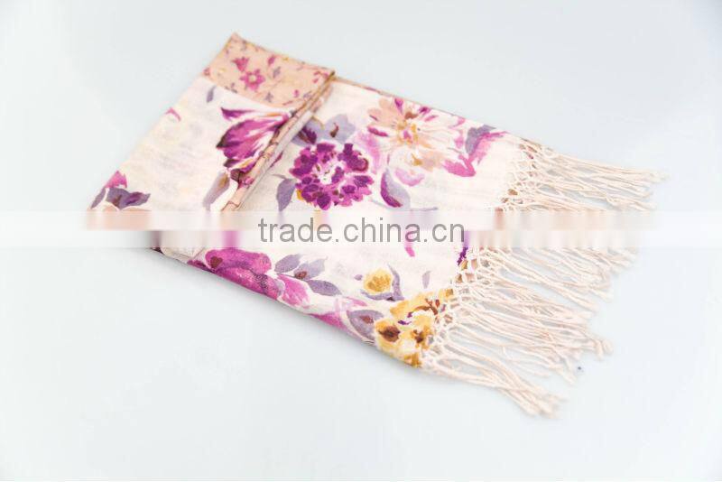 Hot sell print on scarves, women as scarves, women shawls