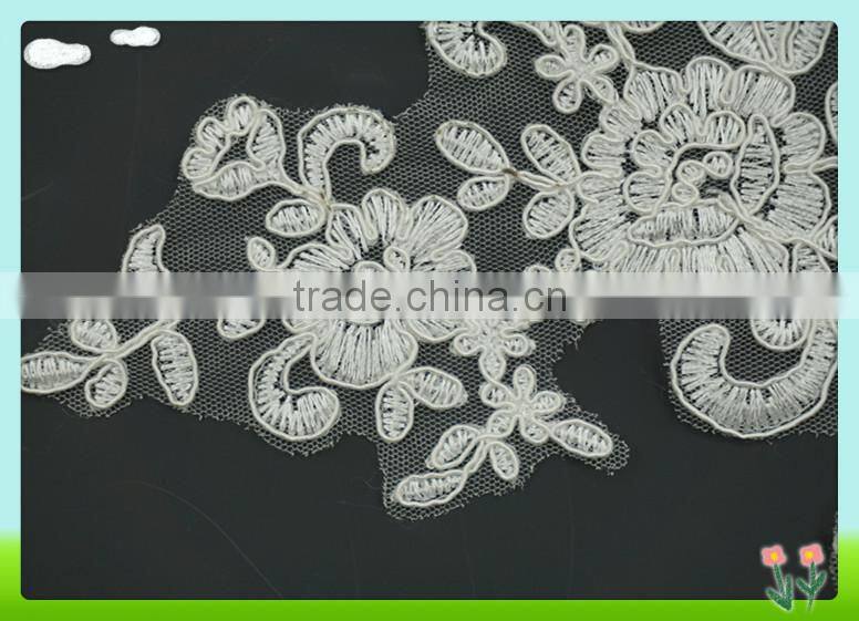 Wholesale make embroidery lace applique,lace patch,lace applique patch