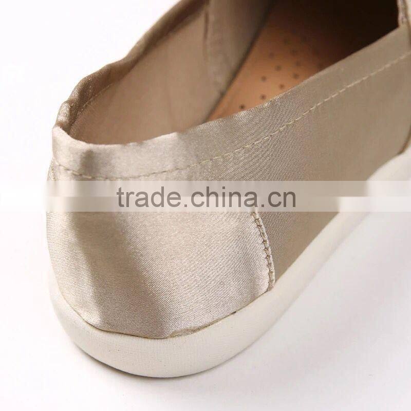 2016 classic shoes with satin upper material women casual shoes flat injected shoes