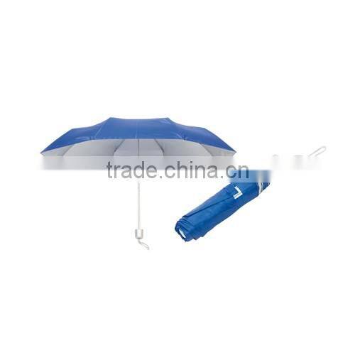 Folding umbrella with silver inside part