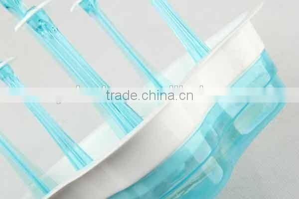 Flower shaped plastic cup holder