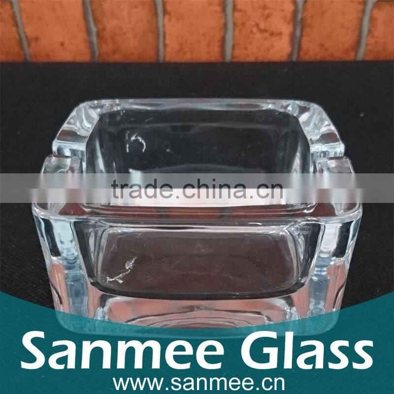 China Manufacture Low Price Glass Ashtray,Custom Made Ashtray