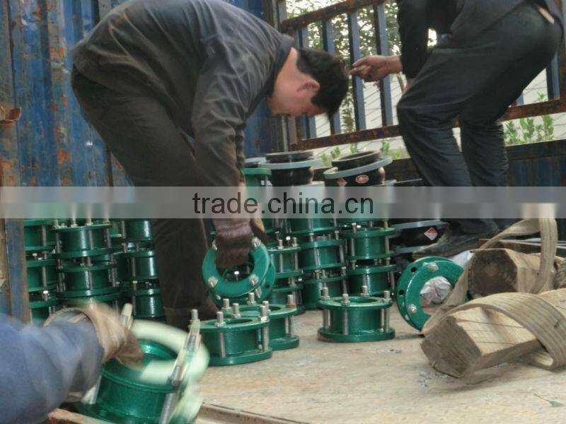 Ductile iron flange adapter