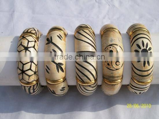 Butterfly Bangle Pattern