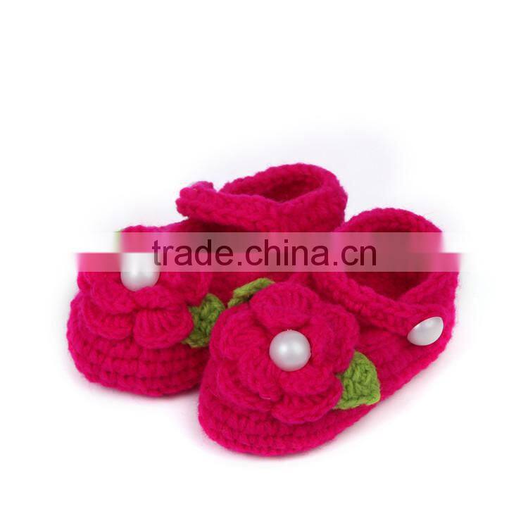 Green leaves Embellished Hand Made Crochet Knitting Flower Girl Shoes