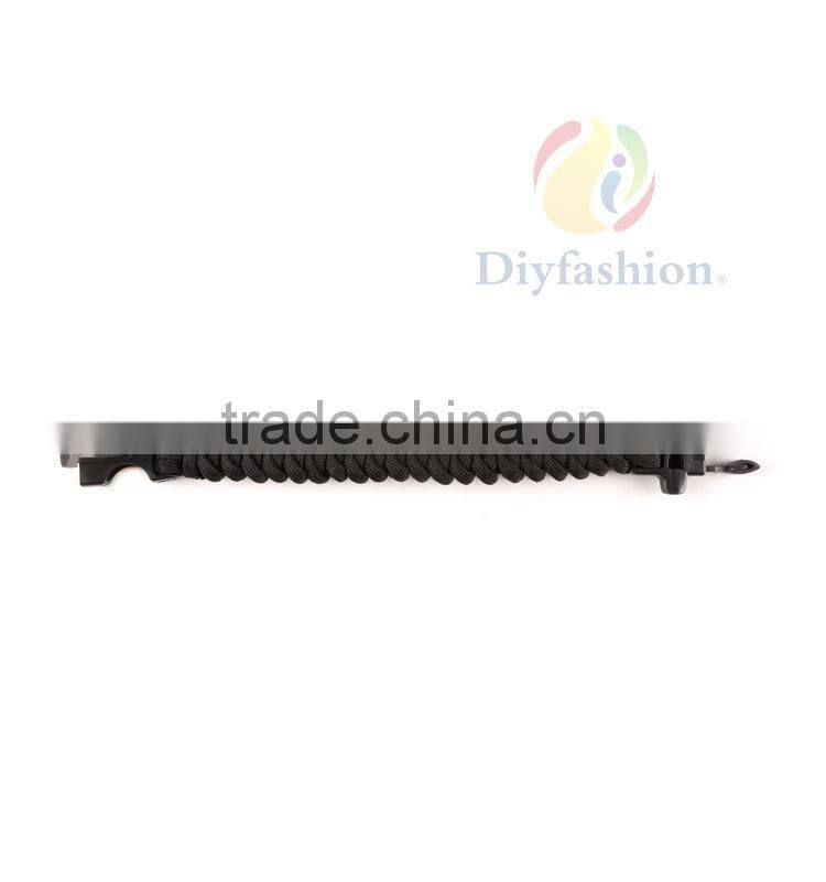 Wholesale Practical And Fashion Bracelet Made By Paracord PC6010-5