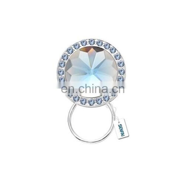 China Wholesale Round Shining Crystal Magnetic Eyeglass Holder Brooch Pins