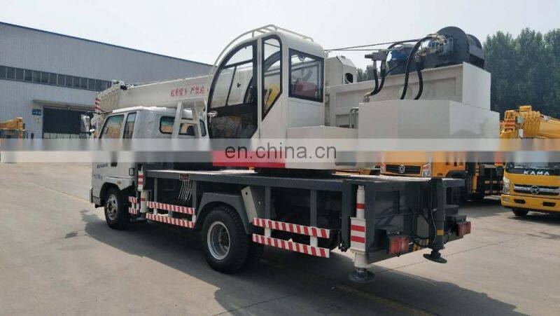 Powerful 12 Ton truck with crane
