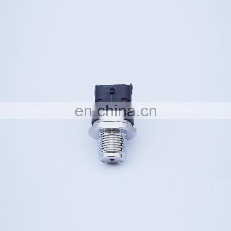 Wholesale price diesel engine spare parts 3974092 ISDE common rail pressure sensor