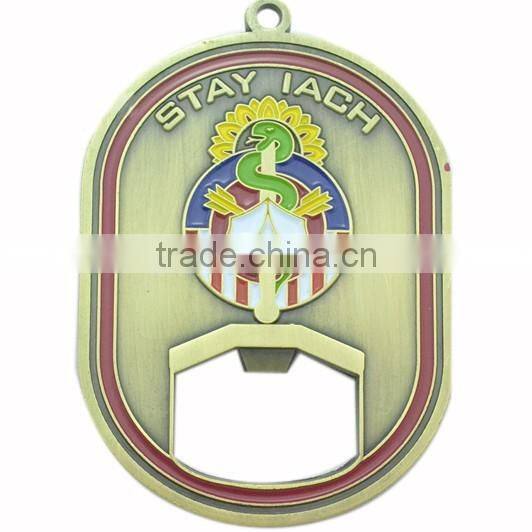 2016 creative popular bottle opener with medal shape
