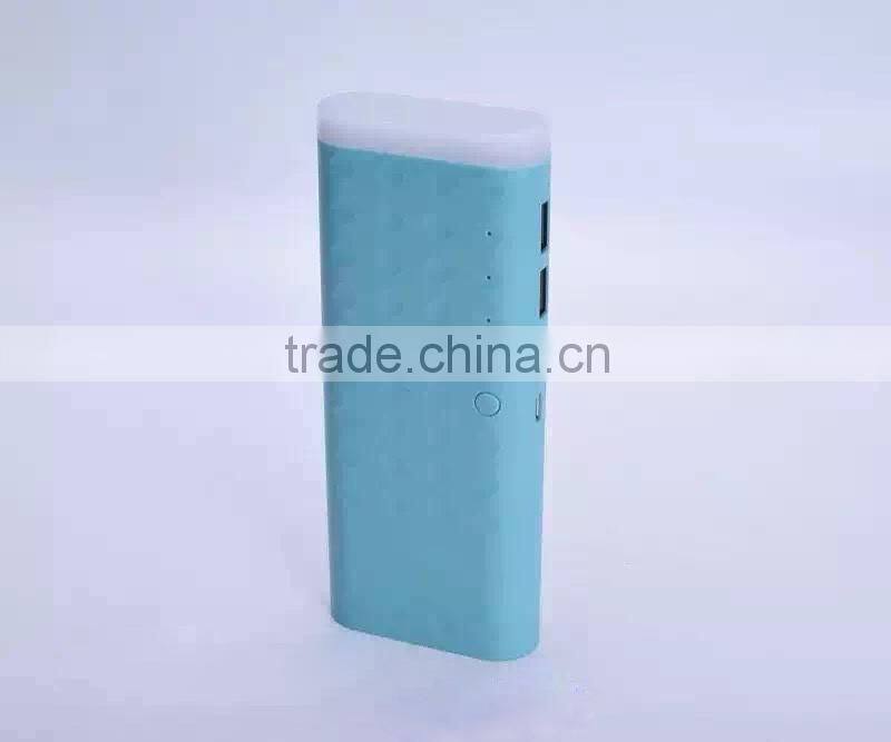 large capacity factory price 3 USB power bank with powerful lamp XH-LP