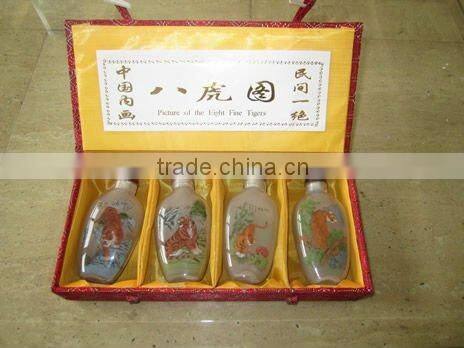 Chinese inside hand painted snuff bottle