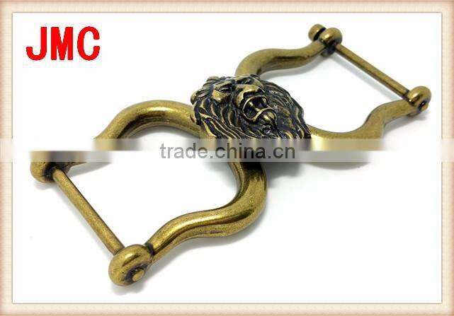 Retro fashion lion head buckle clasp
