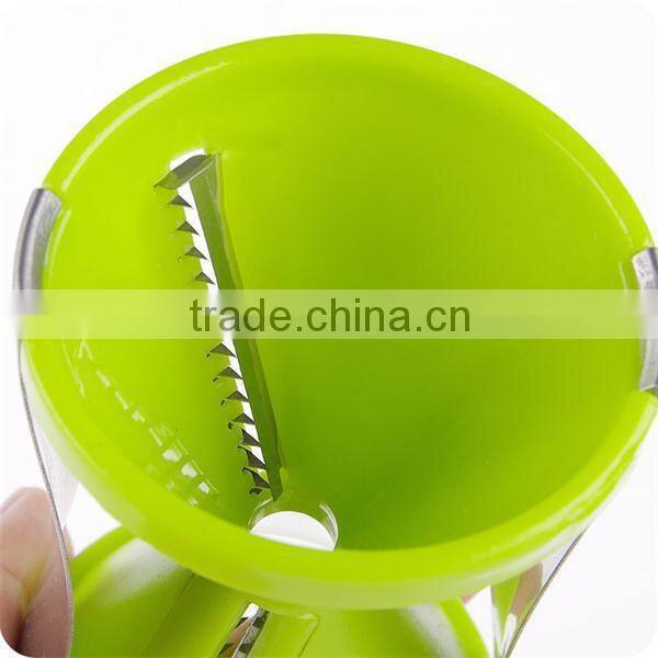 Spiral vegetable slicer
