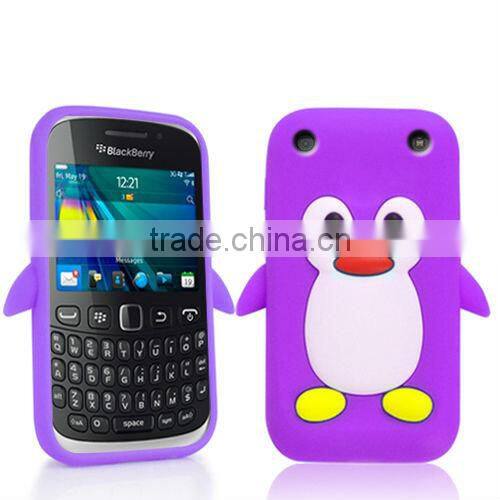 PENGUIN SILICONE SKIN Mobile Phone Case COVER FOR BLACKBERRY CURVE 9320
