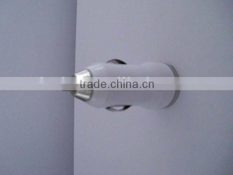 5V 2.1A+1A Mini Dual USB In Car Charger For Iphone3G 3GS 4 4S 5 Ipad Ipod