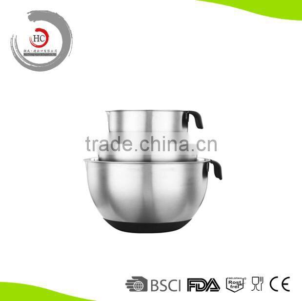 Stainless steel mixing bowl set of 3 with spout