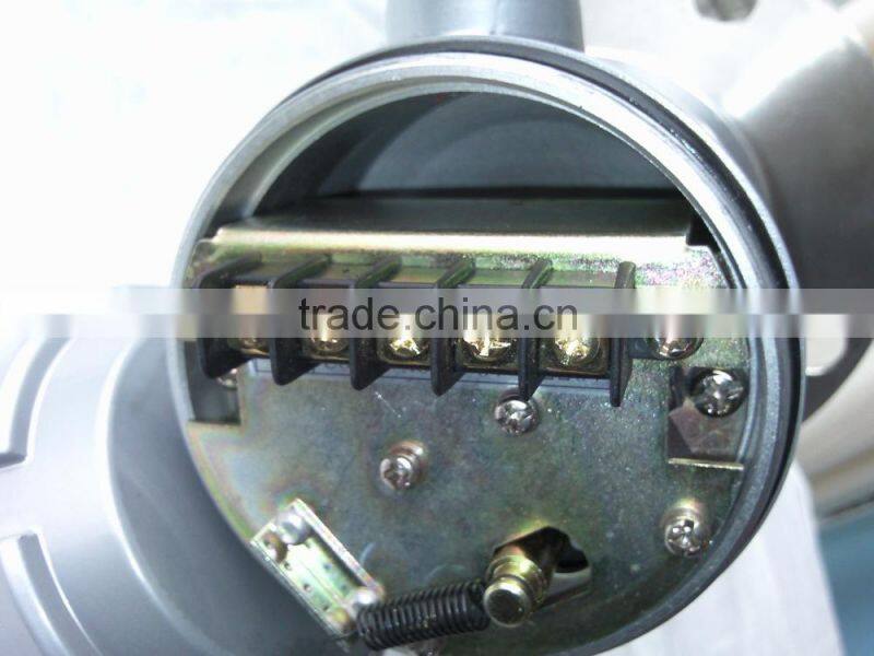 Solid material sensor