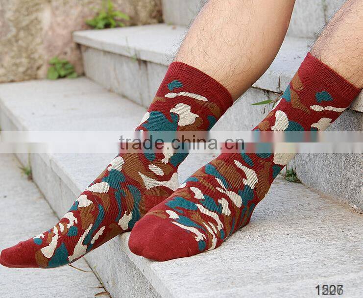 cheap young man fashion camo design men sock