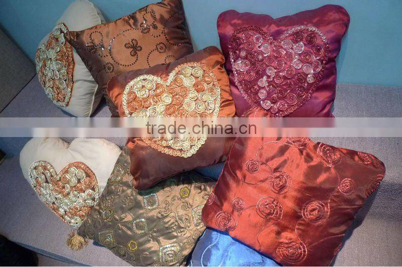 fashionable embroidery cushion