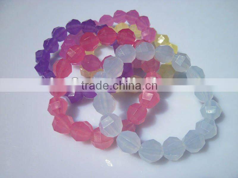 New design!! 12mm Crystal uv bead bracelet.Glow bead bracelrt.