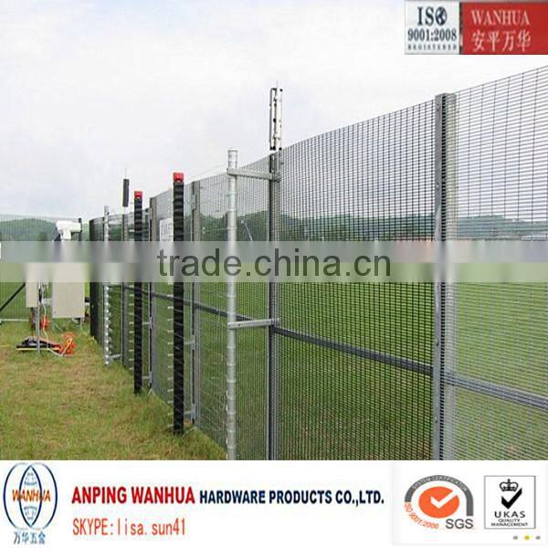 Anping Wanhua--China supplier pvc coated 358 outdoor fence