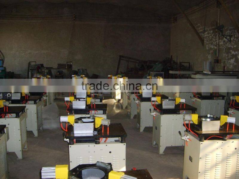 Universal small gasoline engine test bench running in machine