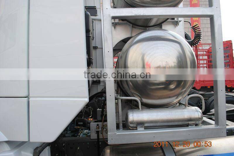 Sinotruk 300-380hp Howo CNG(LNG) tractor truck