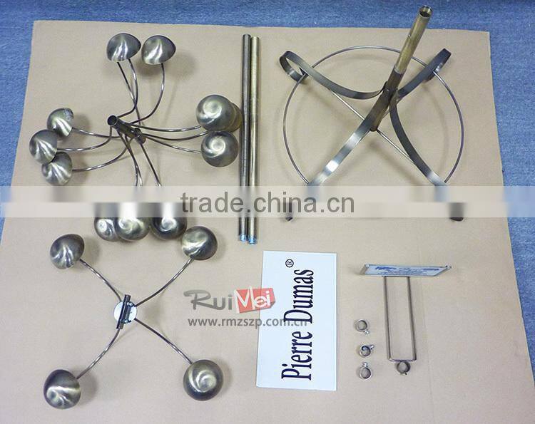 Fashionable metal wire hat display stand/cap rack