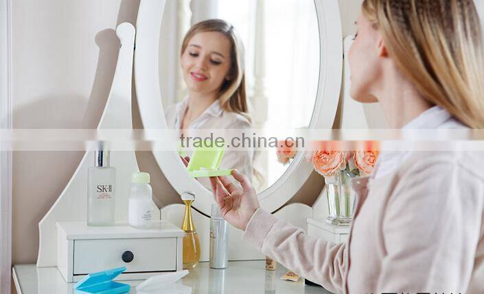 Square Shaped Travel Washing With Cover Plastic Storage box