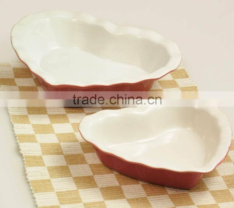 2PCS Ceramic Heart Shaped Baking Dish Set With Solid Pink Color