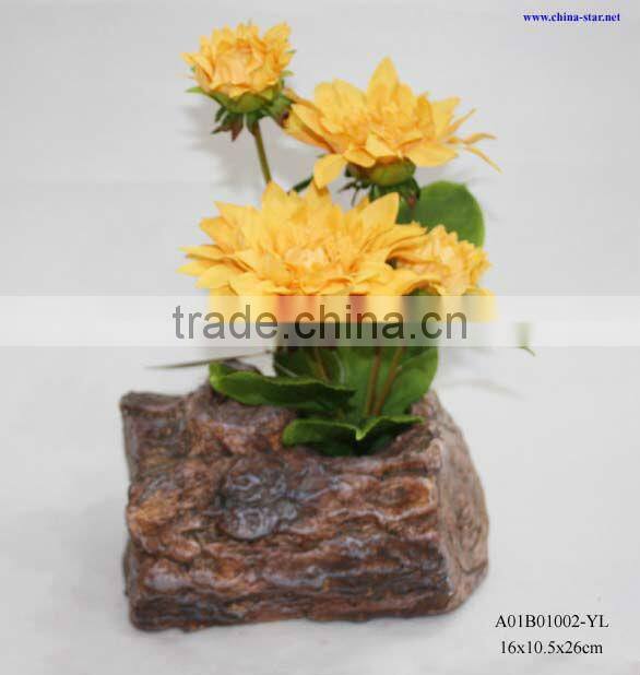 four heads dahlia potted