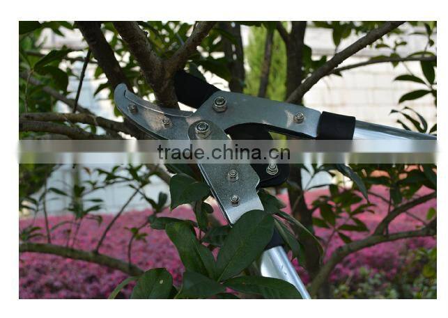 633001 hot sale garden tool 650-960mm manual long handle tree shear