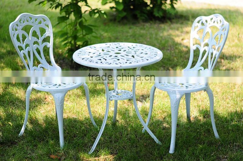 Popular cast Aluminum garden metal bistro set metallic table and chair with white color for garden use for hot sale