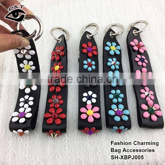Fashion Multi colors metal flower pu leather charm pendant diy accessories for bags and handbags