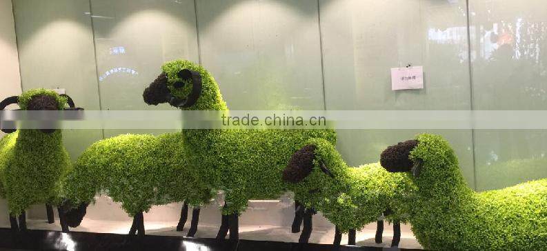 Lisaurus-S Christmas Atificial Grass Shopping Mall Decoration Animal Topiary for Garden Decor