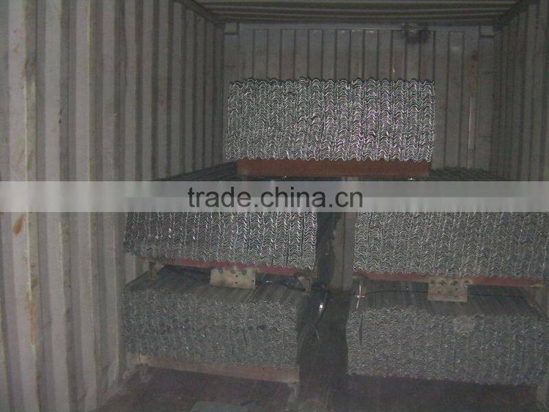 Palisade Fence available in a flat and square picket