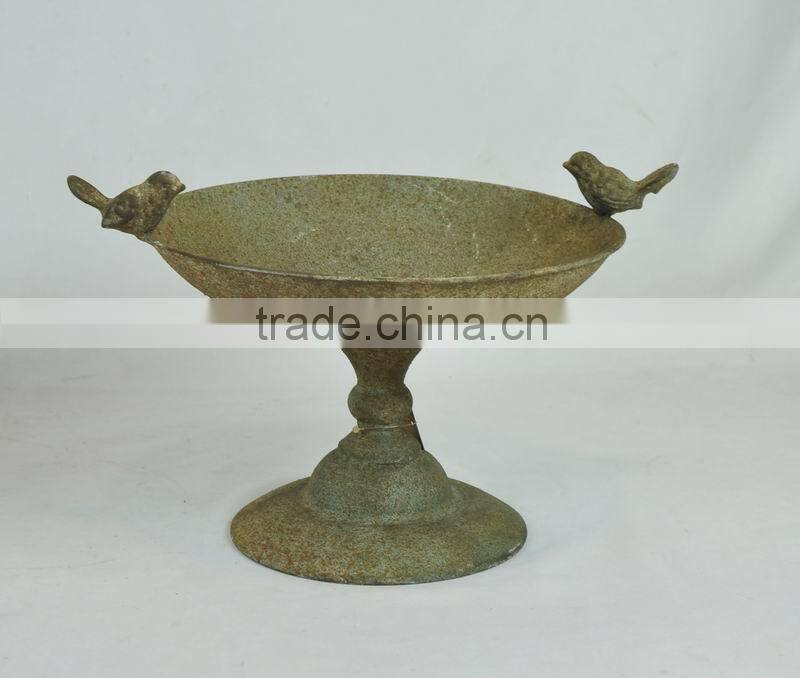14A342MCE Antique rustic out door decorative metal bird feeder