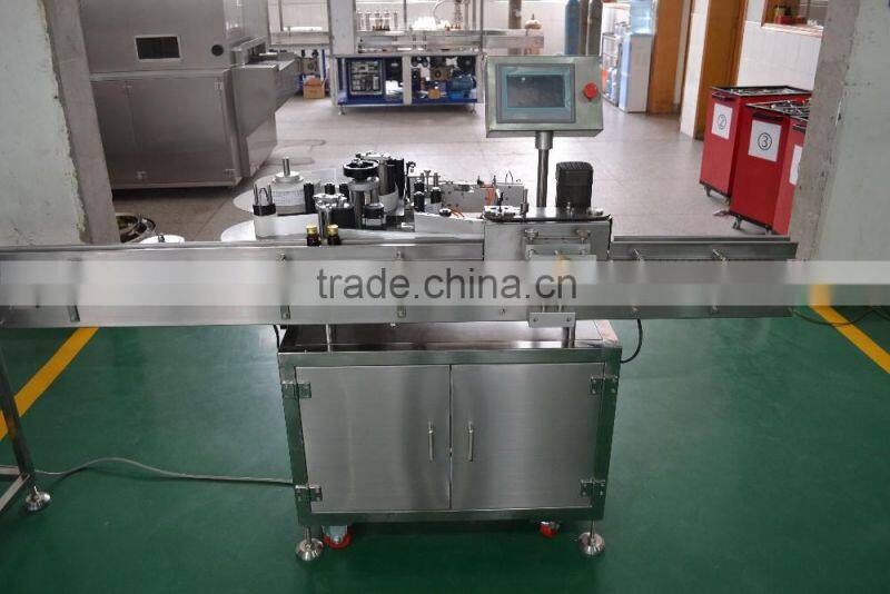 Automatic labelling machine