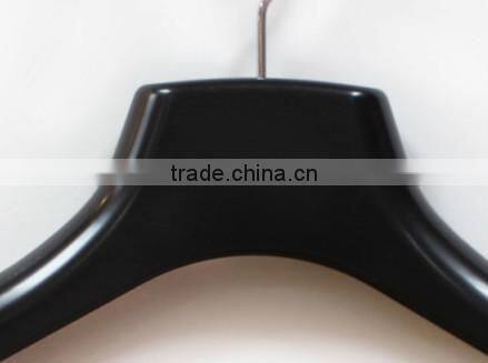 newest development plastic garment clothes top hanger for garment