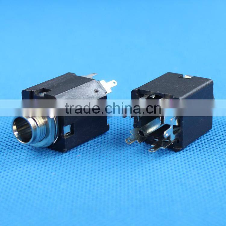 PJ-629HAN Switchcraft 1/4 in. Mono/Stereo Enclosed Jack