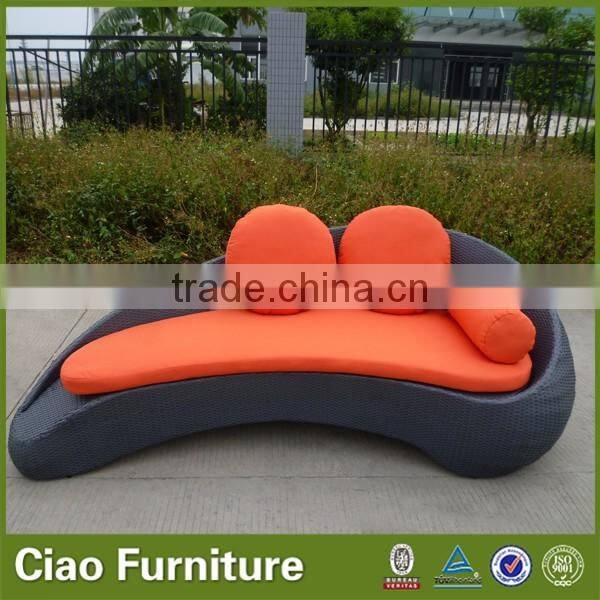 Beach lounge chair garden rattan sun lounger